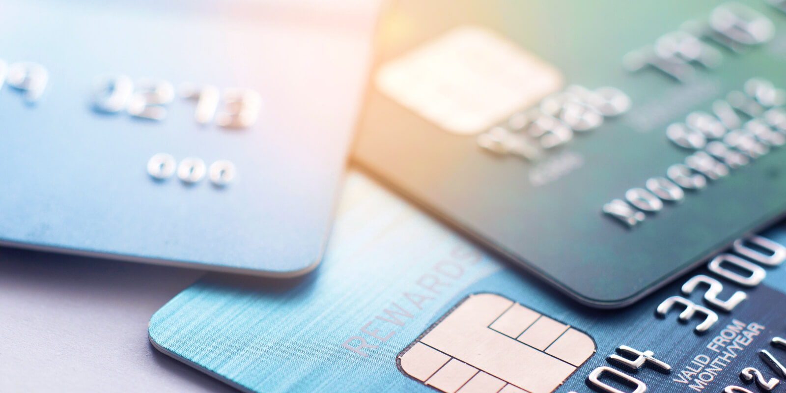Vale a pena pagar o mínimo do cartão de crédito?