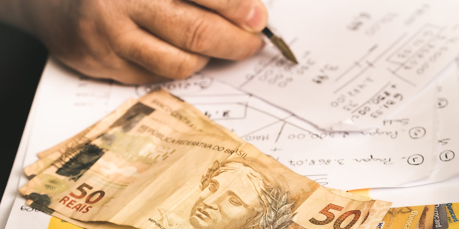 Como usar o empréstimo consignado para quitar dívidas?