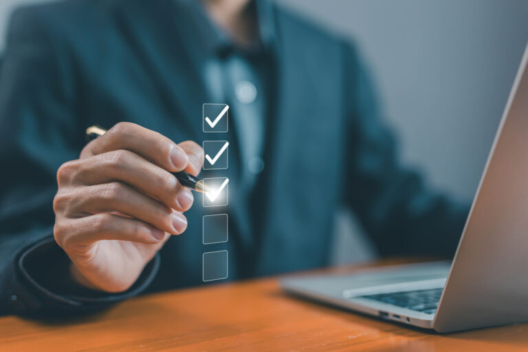 Checklist financeiro de janeiro: o que organizar no começo do ano